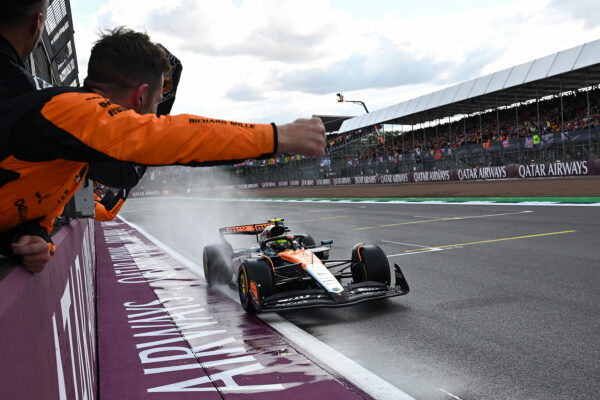 Formel 1 Lando Norris McLaren Silverstone 2025