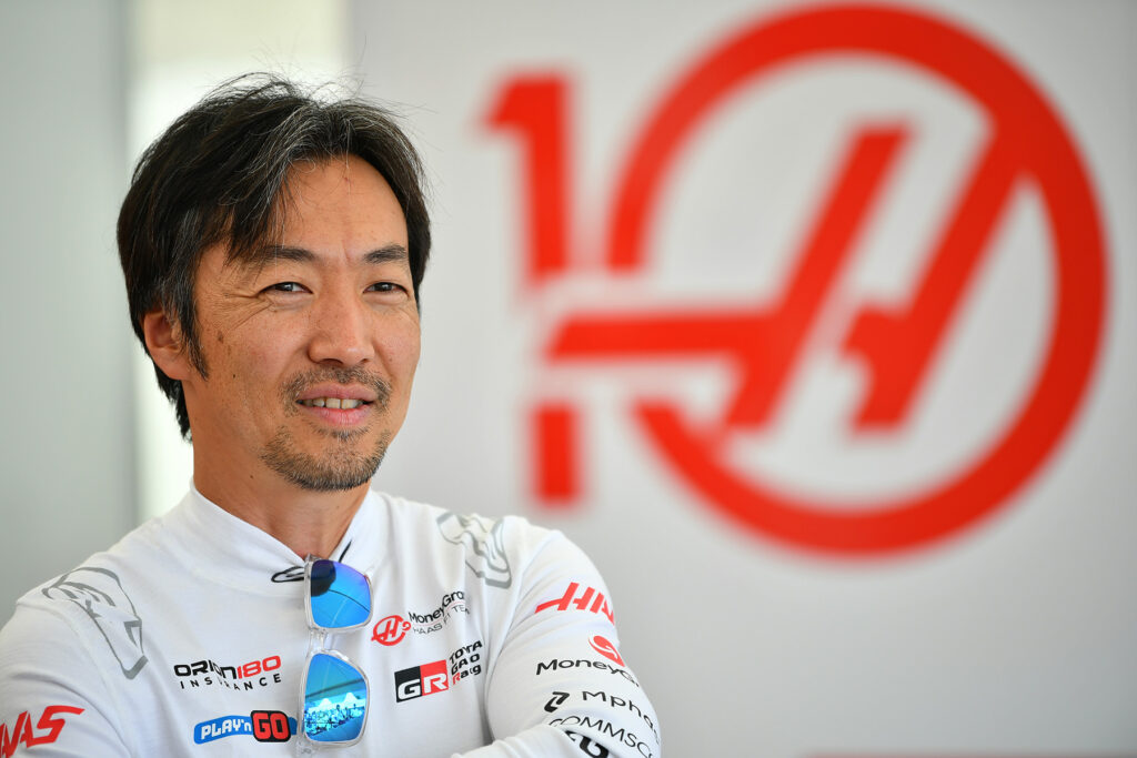 Formel 1 Ayao Komatsu Haas 2025