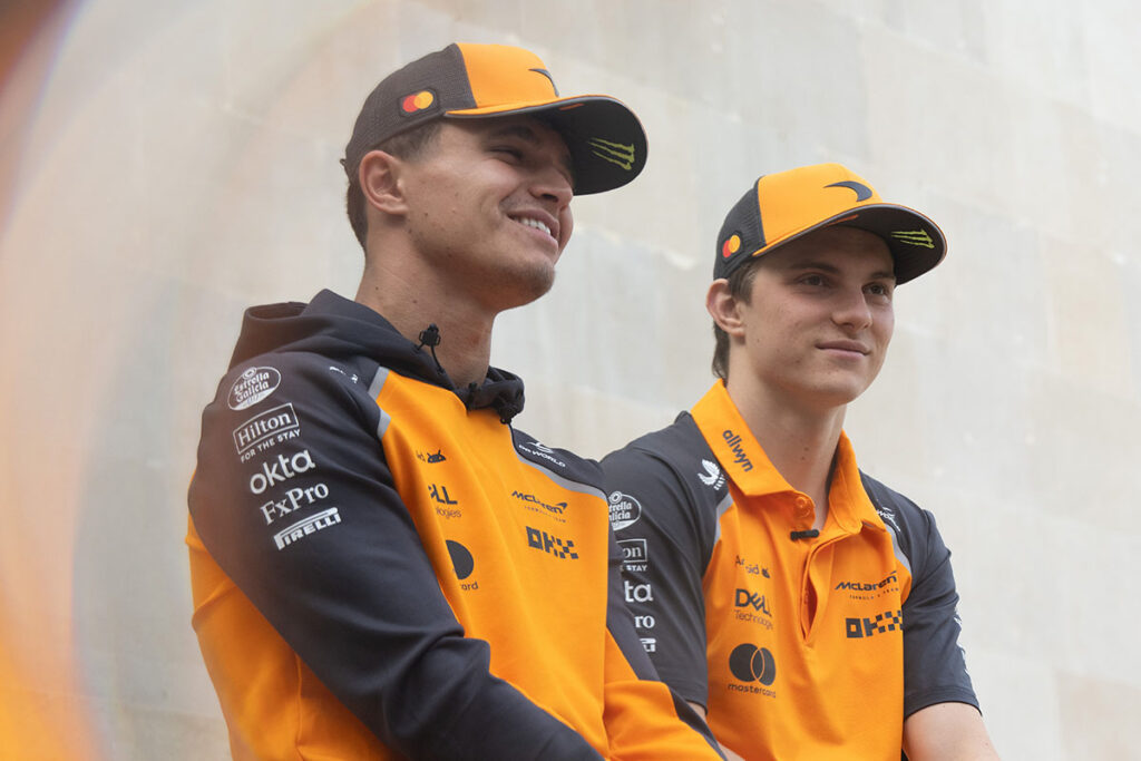 Formel 1 Lando Norris und Oscar Piastri McLaren Aserbaidschan 2025