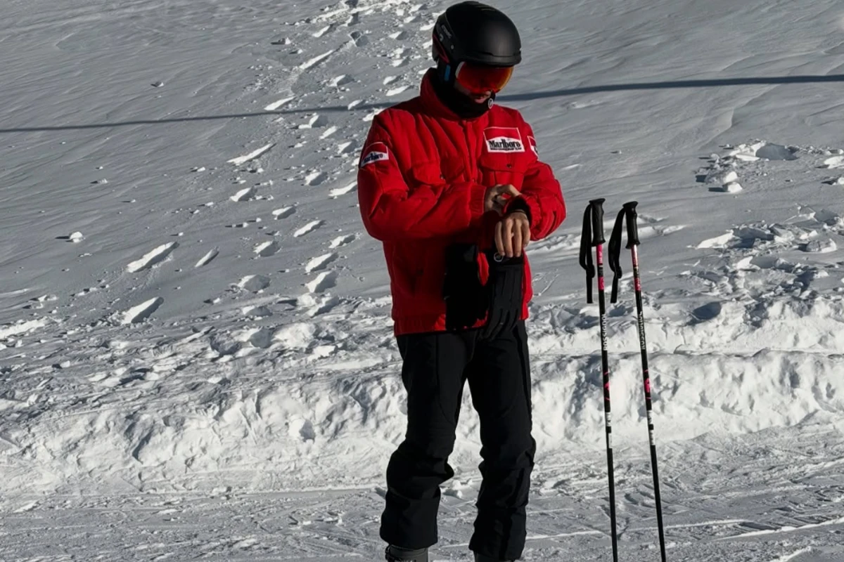 Pierre Gasly, Michael Schumacher Ski-Jacke, Credit: Pierre Gasly / Instagram